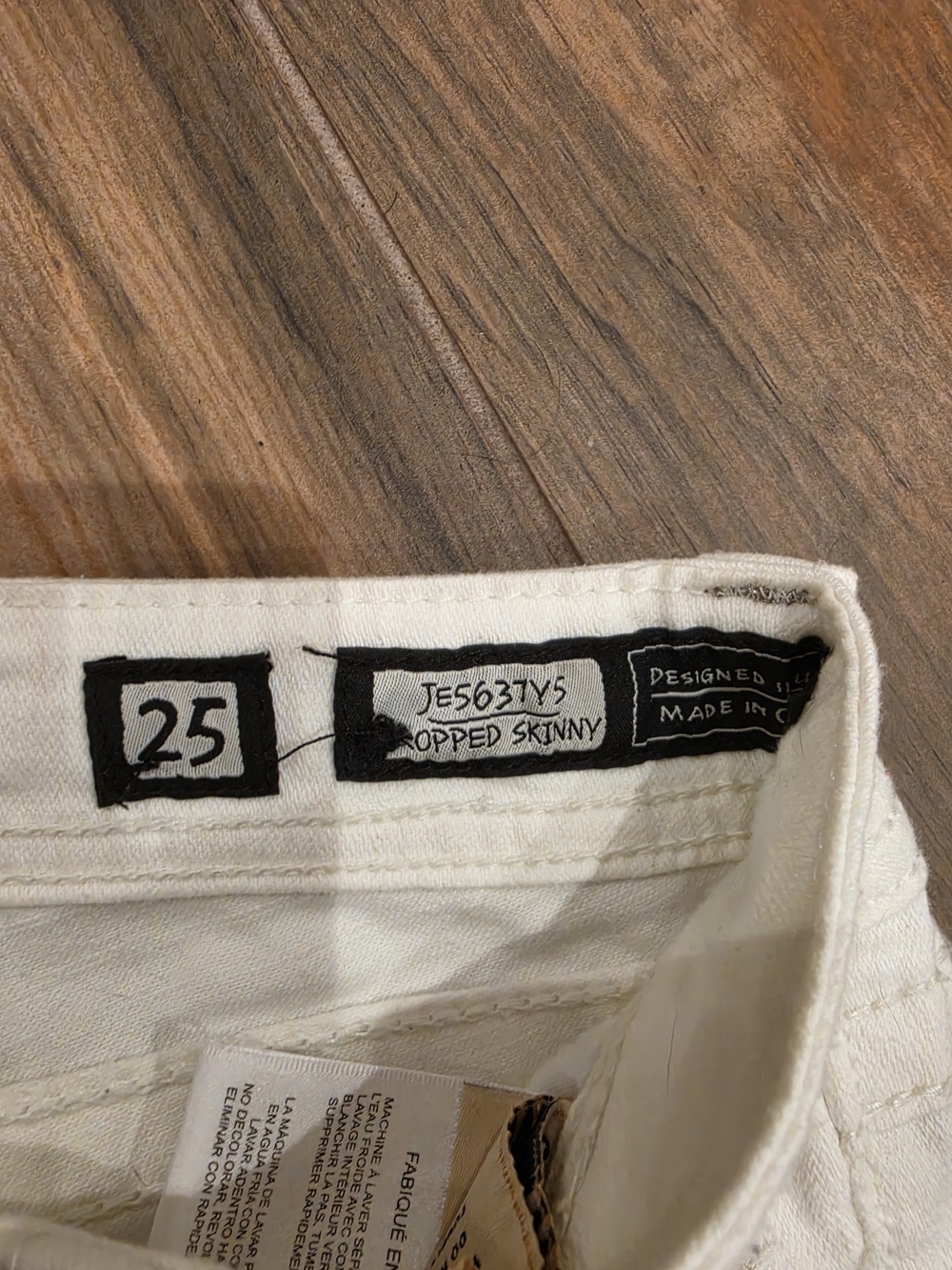 Miss Me Cropped Women's Skinny Jeans - Size 25 - Picture 8 of 9